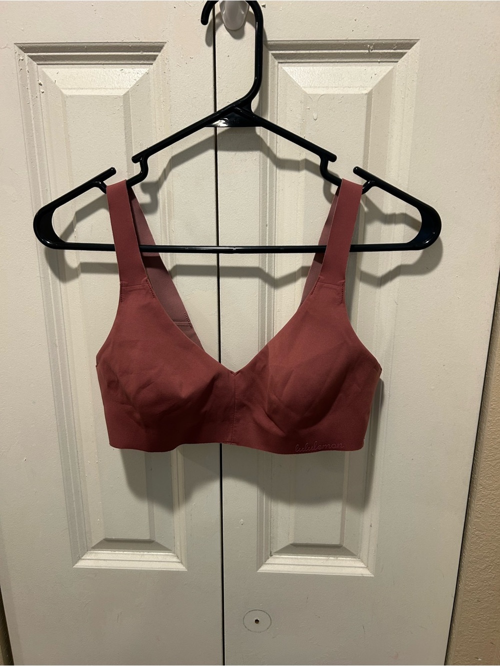 Lululemon Like Nothing Bra in Misty Merlot , size 34B - Picture 5 of 8